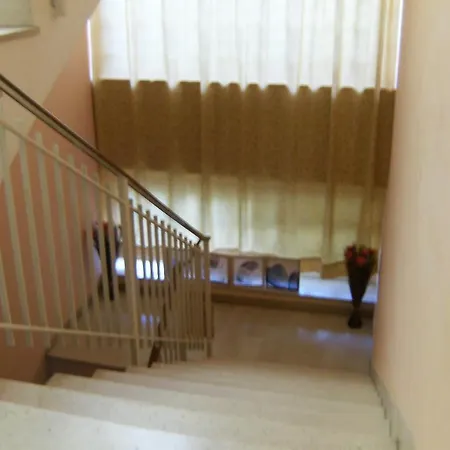 Astrid 3*